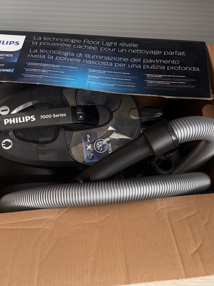 Aspirator Philips 7000 900 W