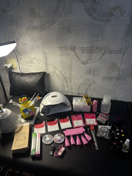 Продам маникюрный набор за 18000