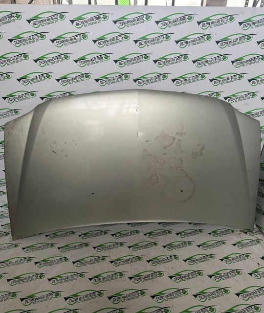 Capota motor Dacia Logan prima generatie