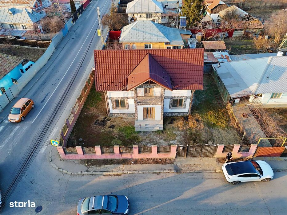 Casă P+M de vânzare - zona Izvoare, Ideală pentru business/locuit