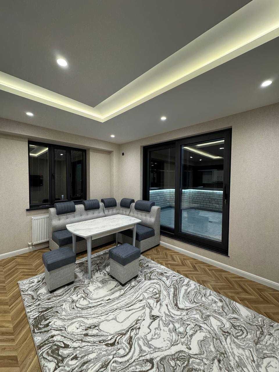 Чиланзар 10 • EVOS • 2-комн • 70м² • этаж 2/5 • [336-SAM9]