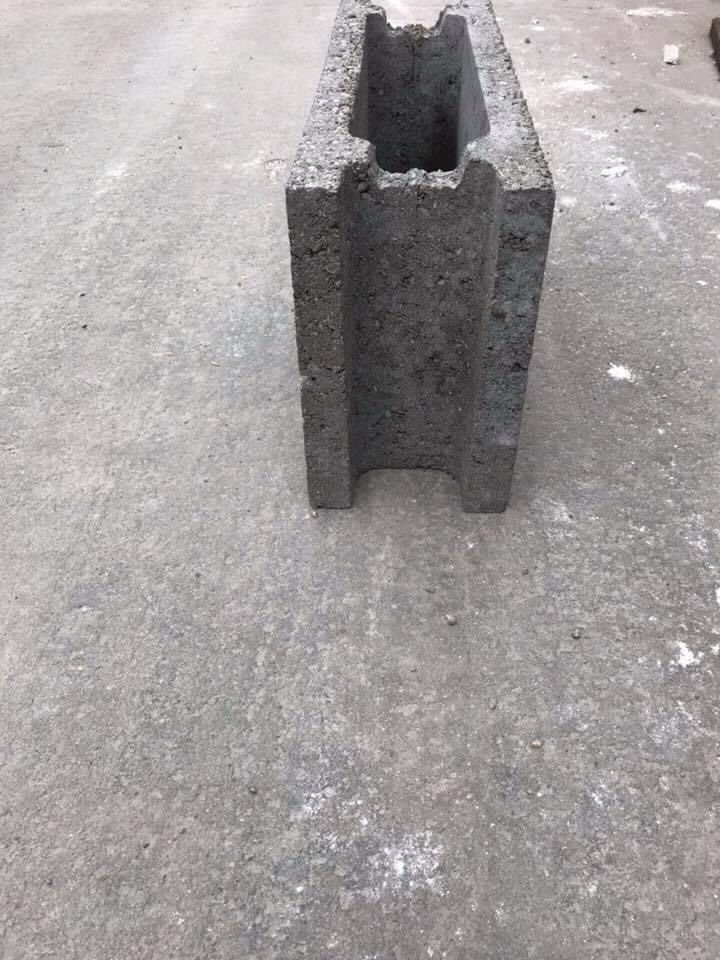 Boltari din beton, 15 l x22h x50 L cm,