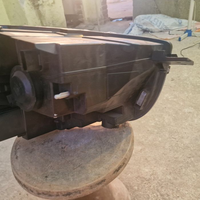 Opel Combo E 2020 ляв фар