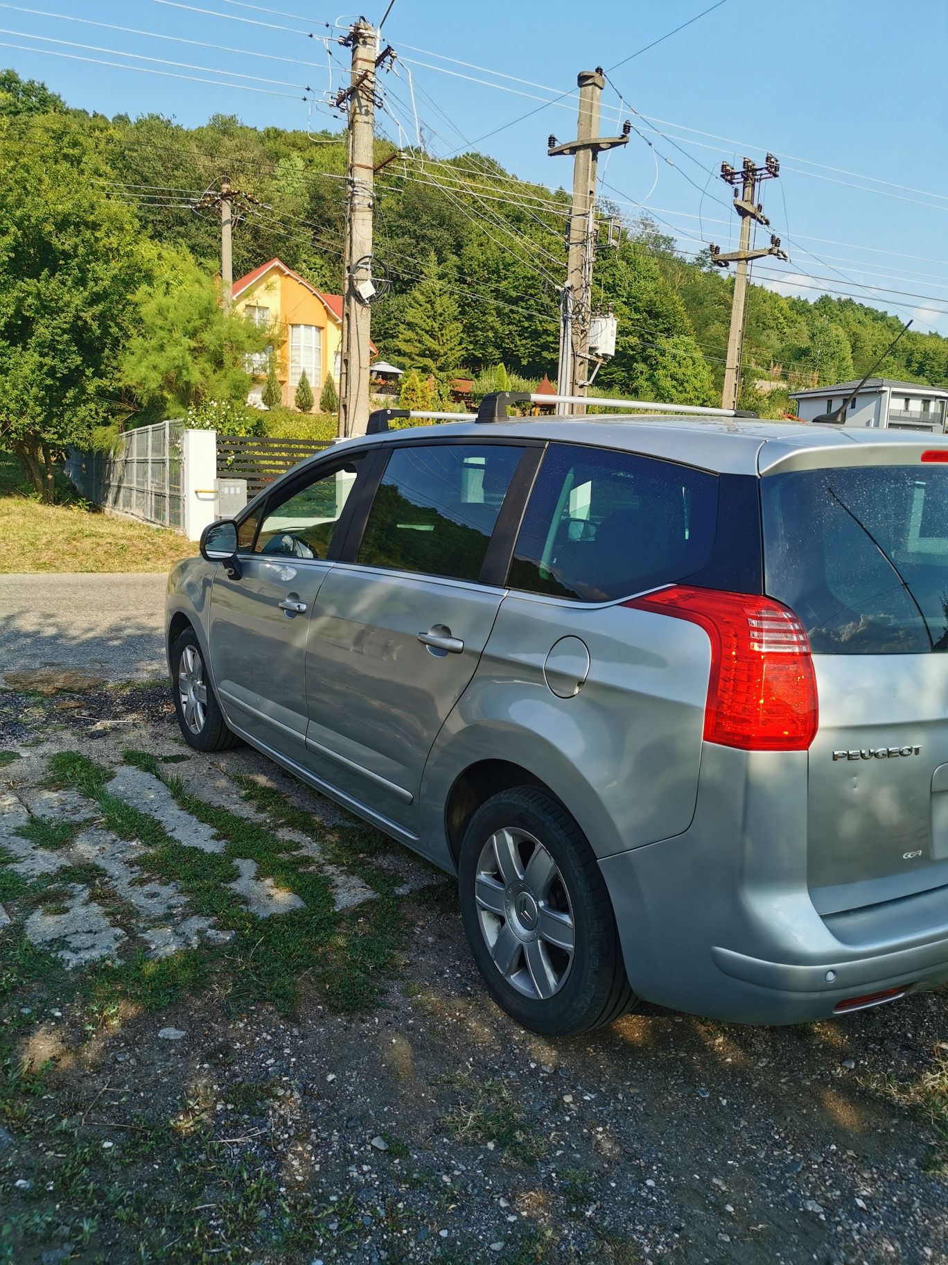Vând Peugeot 5008,2013