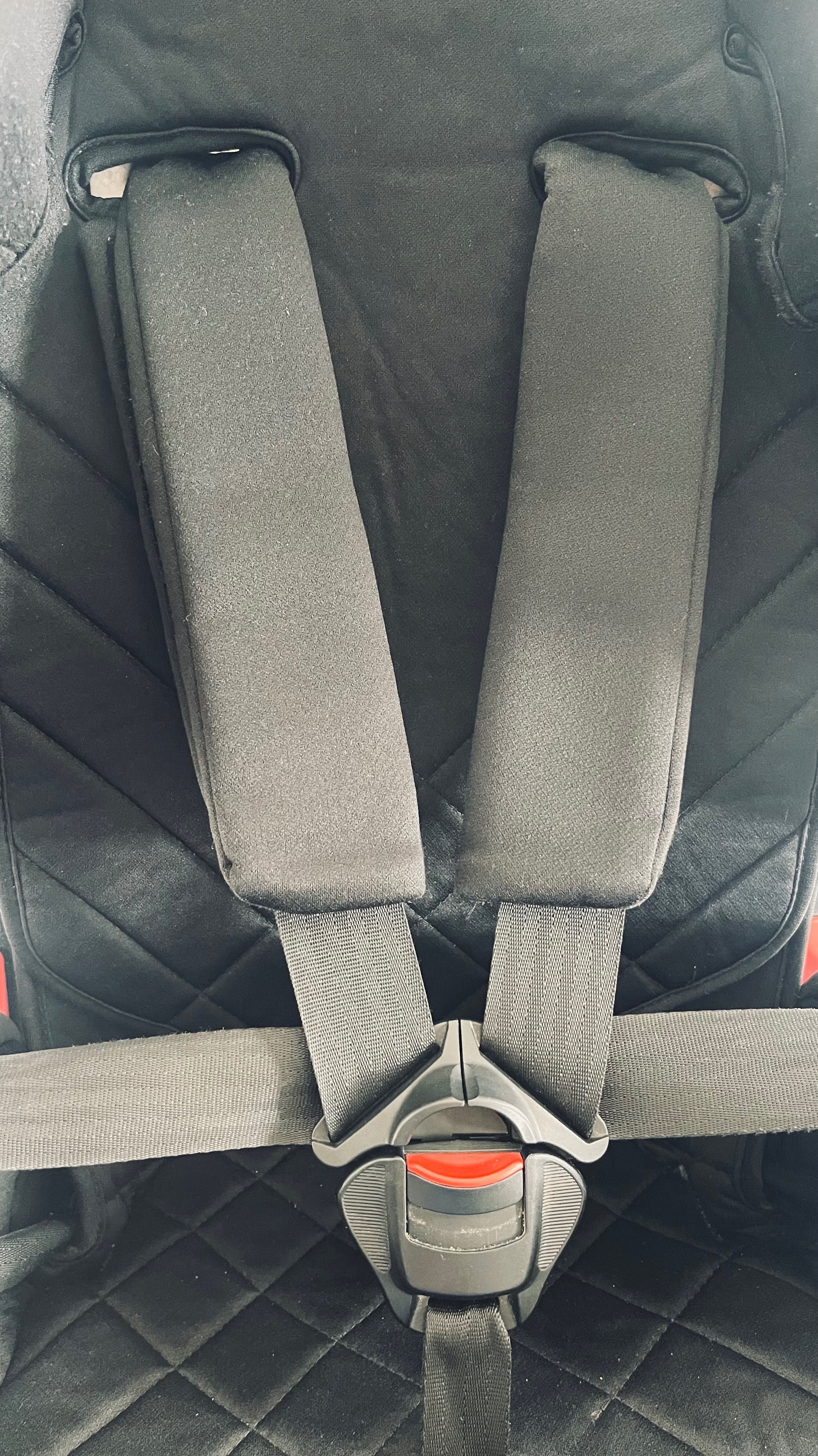 Столче за кола "Recaro"