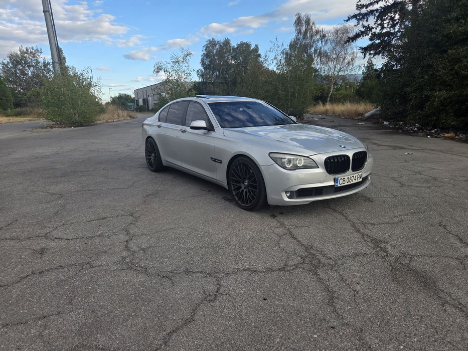 Bmw 740 x-drive/Keyless/Softclose/Distronic+/Carplay