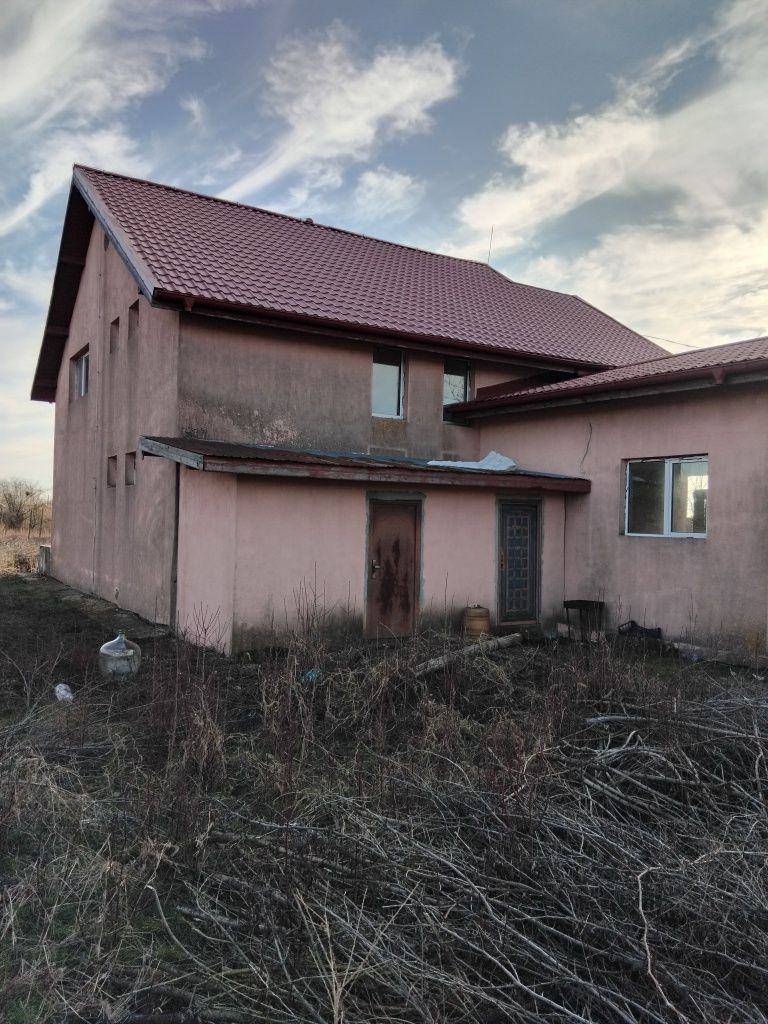 Vilă 5 camere construcție nouă