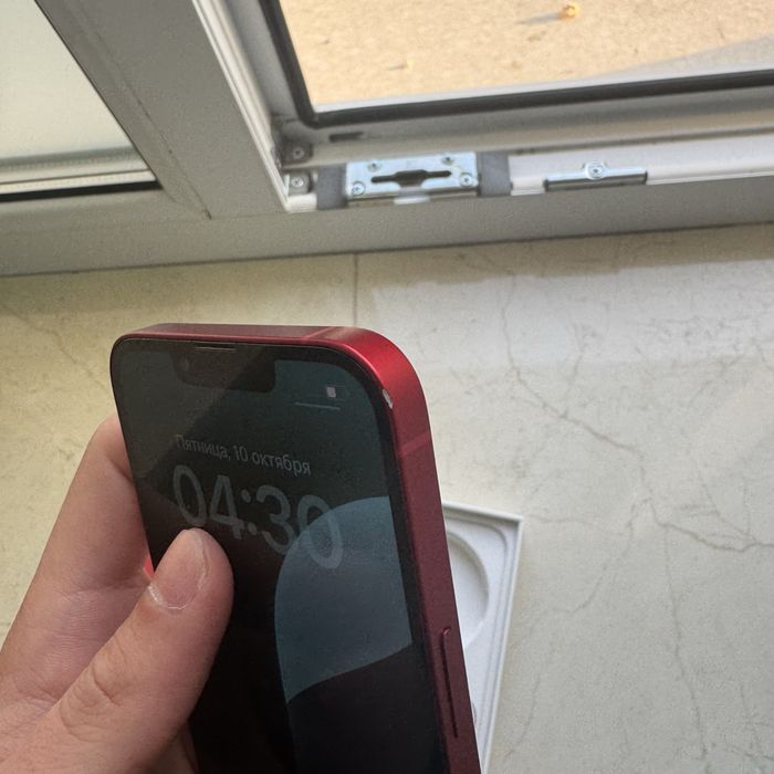 IPhone 13 red 128