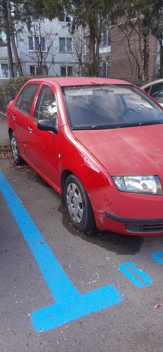 Skoda Fabia berlina, 2003, rosu, ptr piese schimb