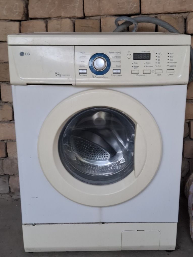 Срочно продаётся стиральная машина