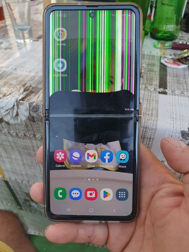 Samsung flip defect