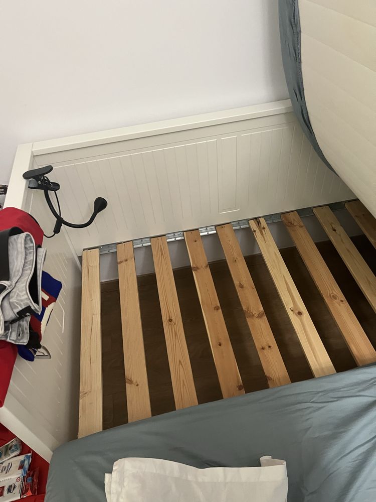 Divan Ikea - Hemnes