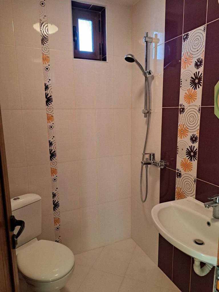 Продава се Къща в с. Баня, Област Бургас - 245 кв.м за 1000 €/кв.м - Снимка #8