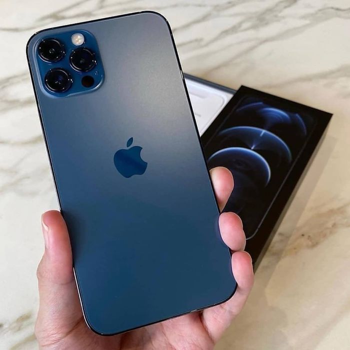 Iphone 12 pro обмен на телефон с вашей доплатой