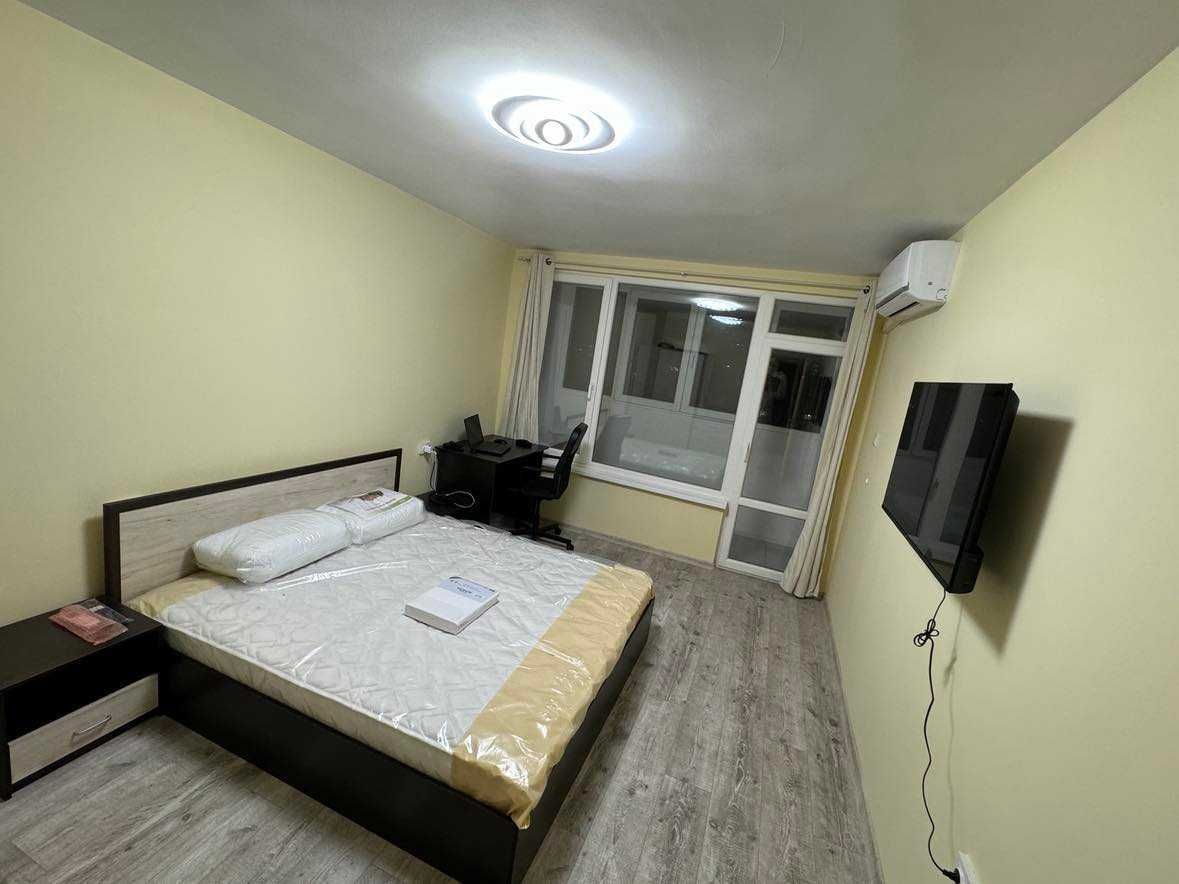 Дава се под наем Двустаен апартамент в Бургас, Лазур - 60 кв.м за 561 € - Снимка #8