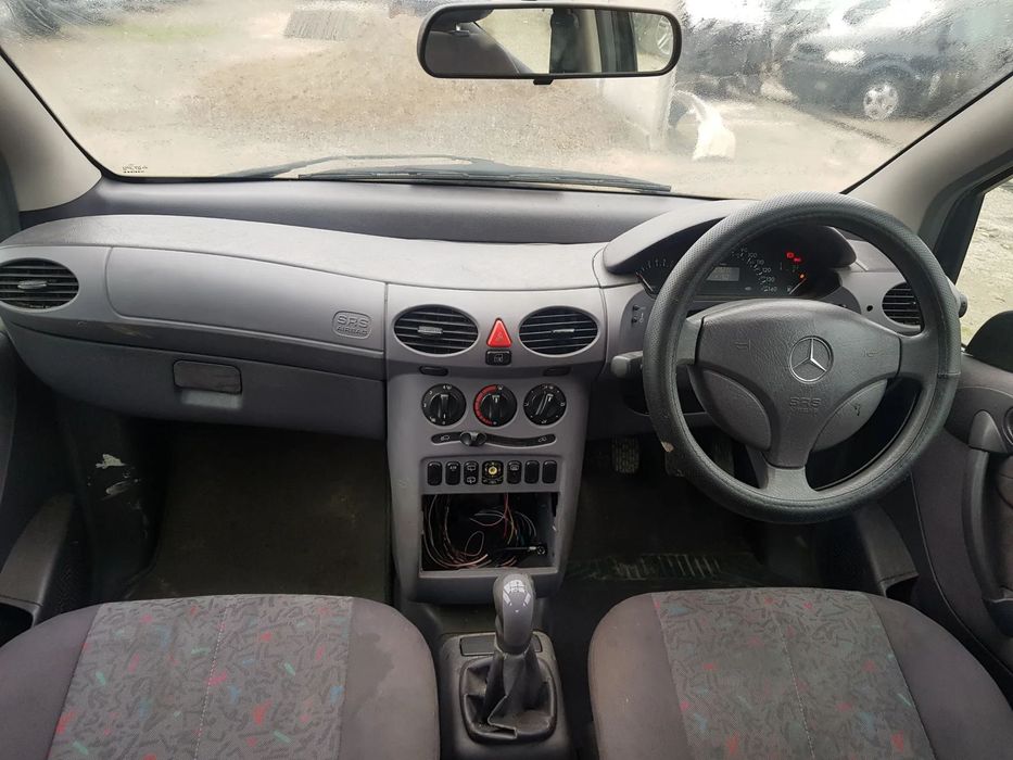 Bara fata/Bara spate/Haion fara luneta Mercedes A-Class an 2000