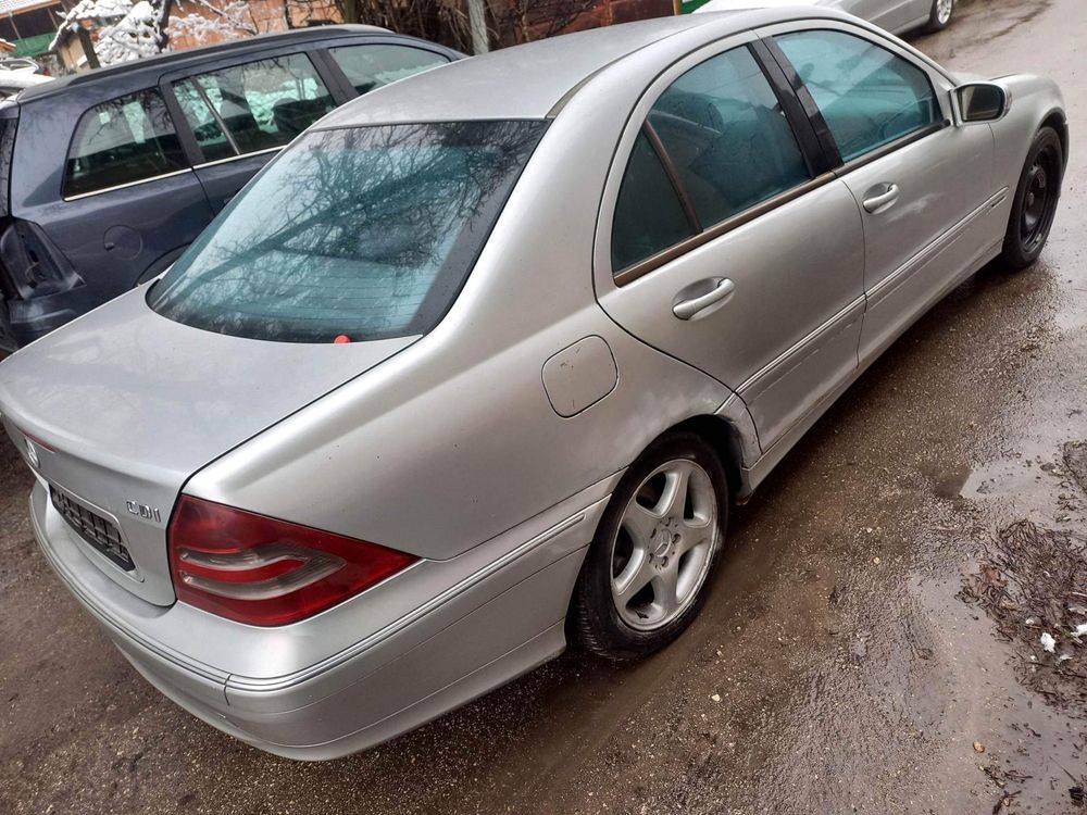 W203 c270 170кс на части/w203 C270 C klas 170ks na chasti