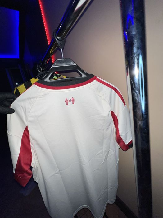 Тениски на Liverpool