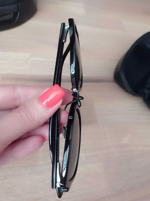 Слънчеви очила KWIAT