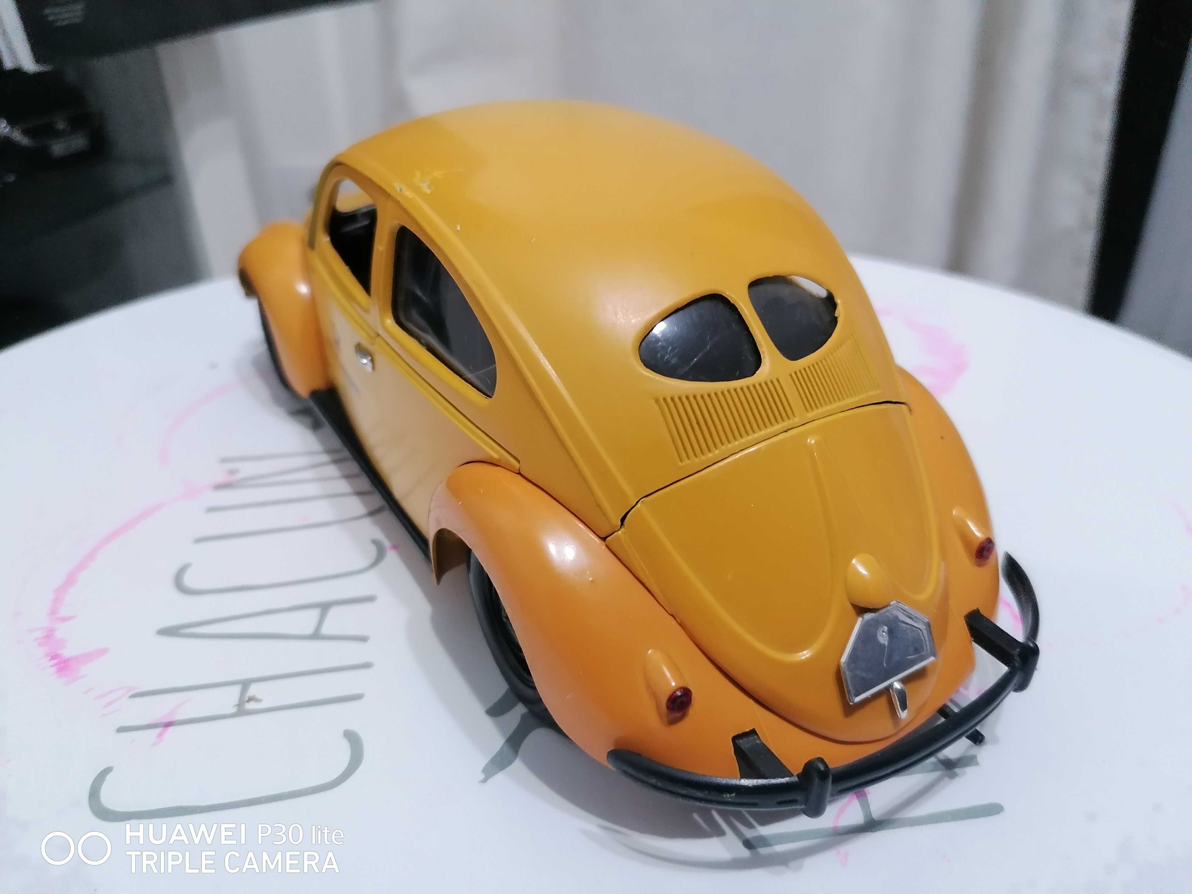 Vând jucărie /macheta Volkswagen scara 1:18 Solido