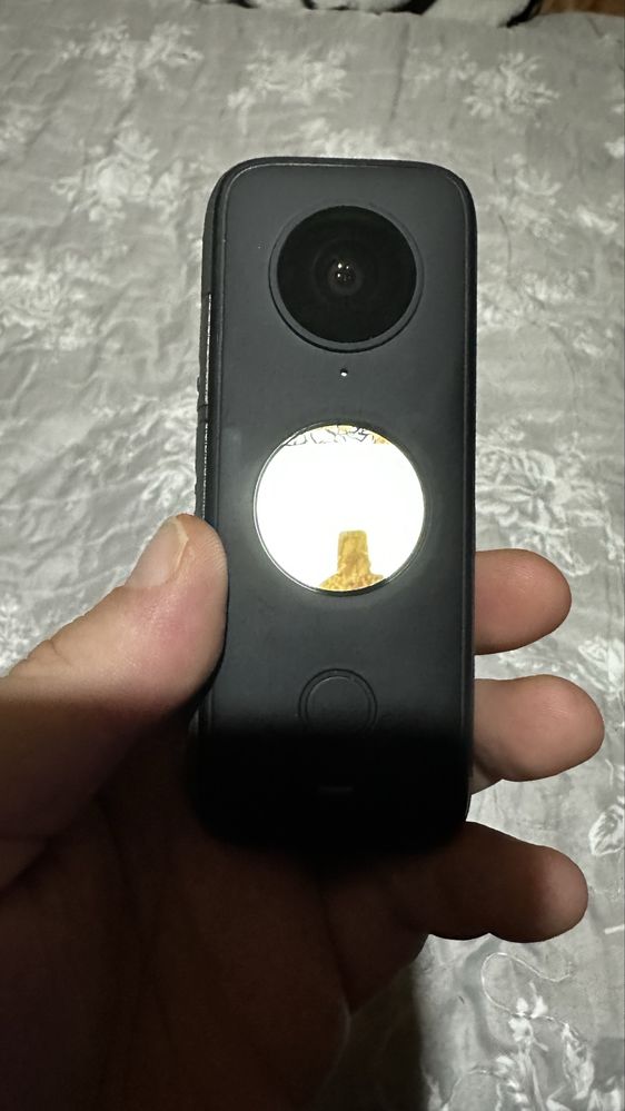 Insta 360 X2 плюс подарък 64 gb