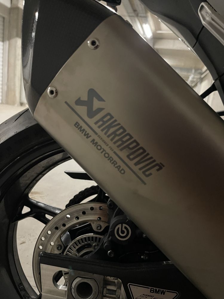 Akrapovic ауспух за бмв мотор