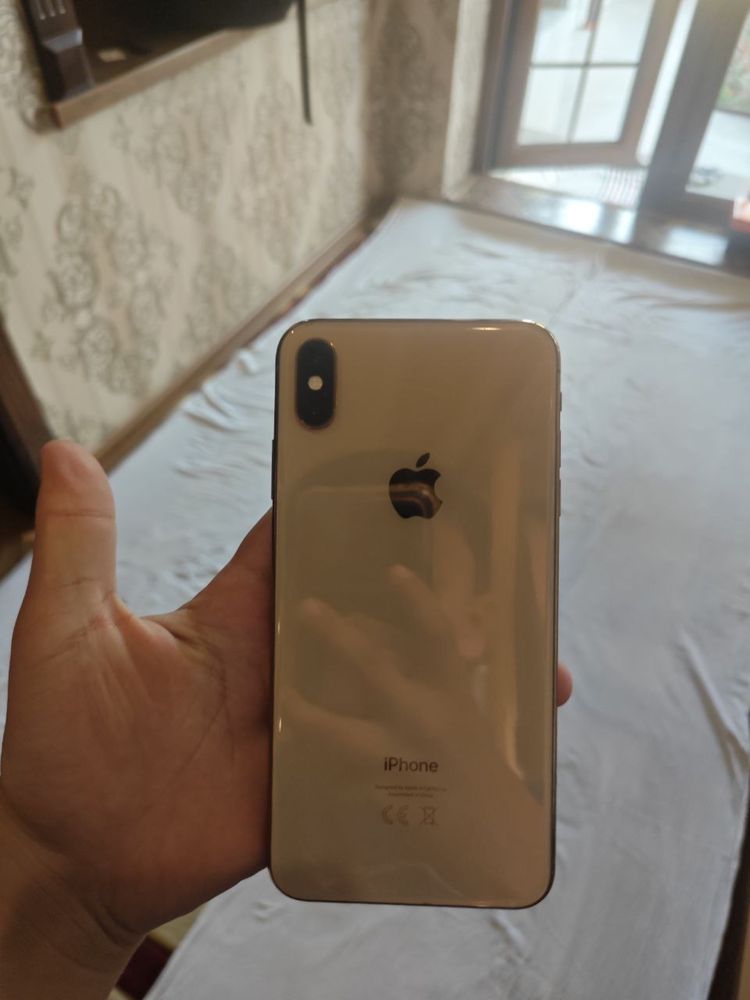 Iphone xs max 64 gb bitta aybi oynasi singab ekranga otmagan yomkst 79