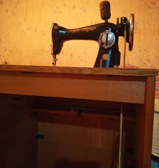 Швейная машина Подольск