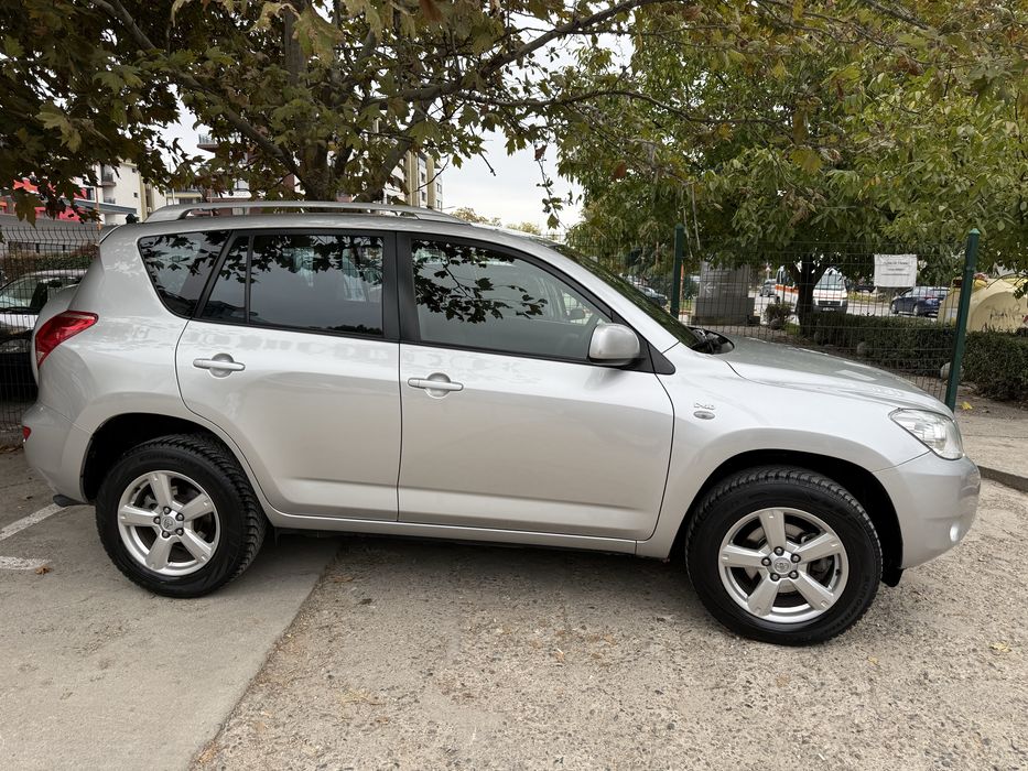 Тойота Рав4, 2,2 дизел D-4D, 136 к.с., 4х4