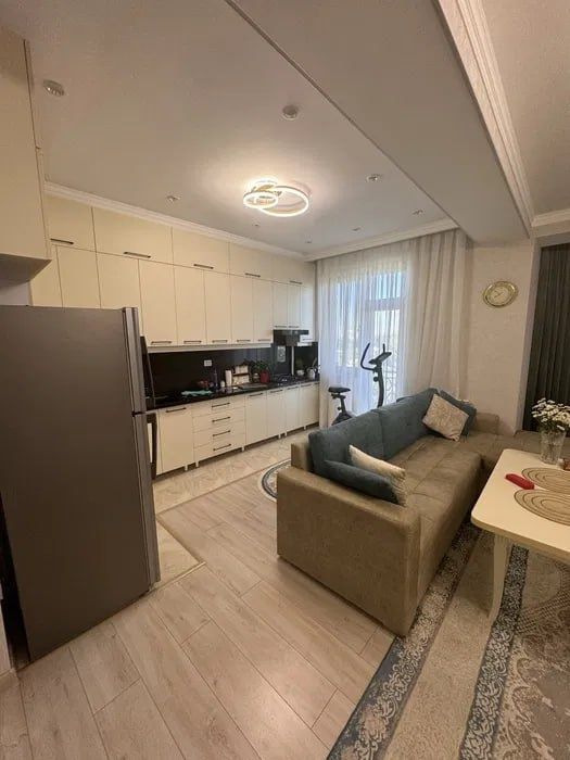 Аренда квартира бор Сергели 2-метро бекатига бир кадам жои́да