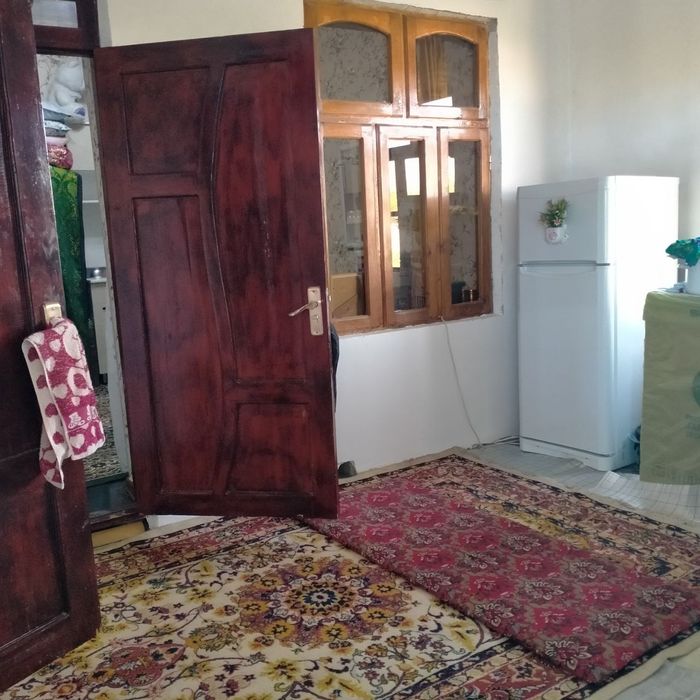 Hovli sotiladi novbohor tumani arab saroy zarafshon fermer xojaligi