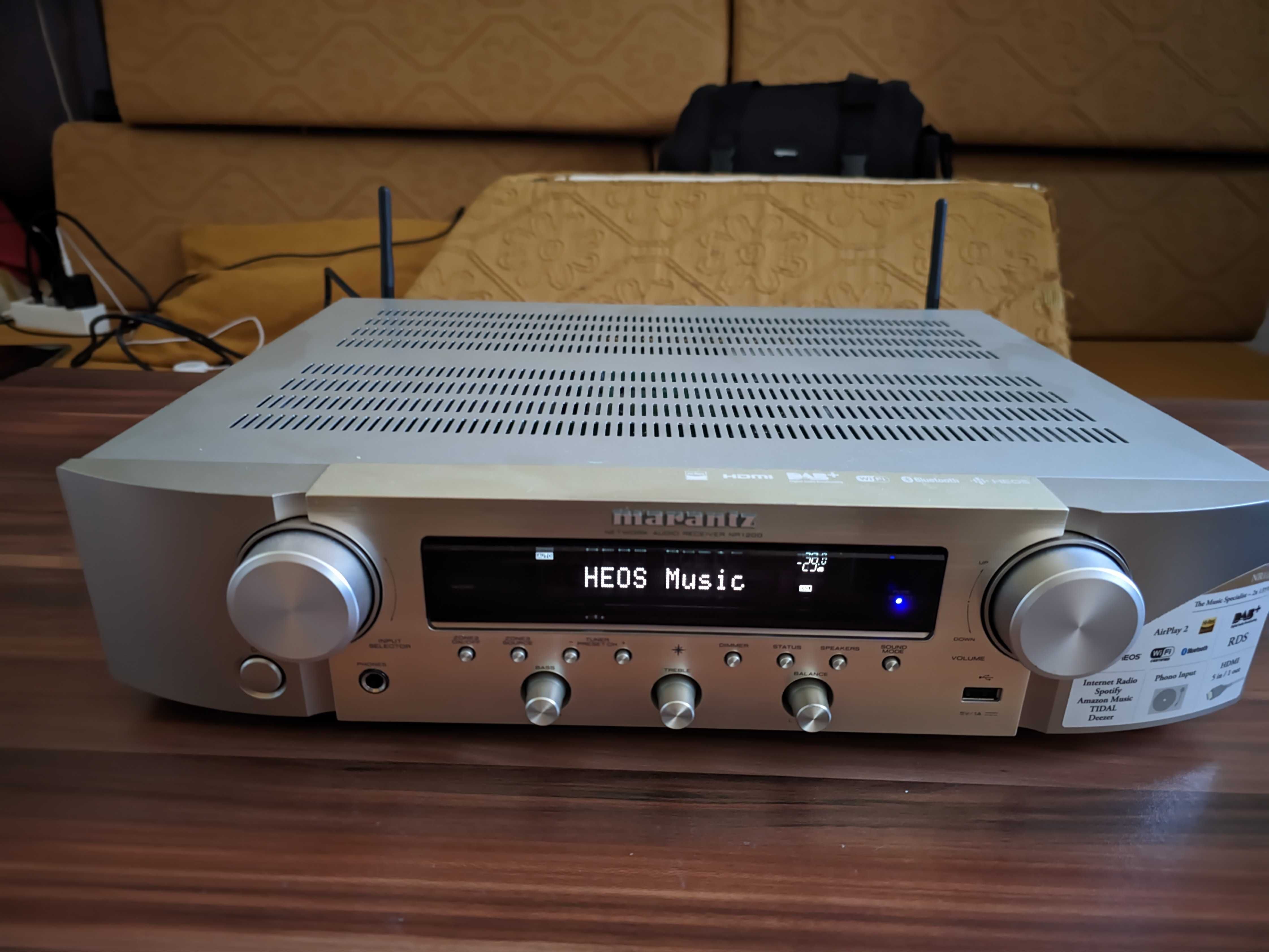 Продавам Marantz NR1200 – двуканален стерео ресийвър