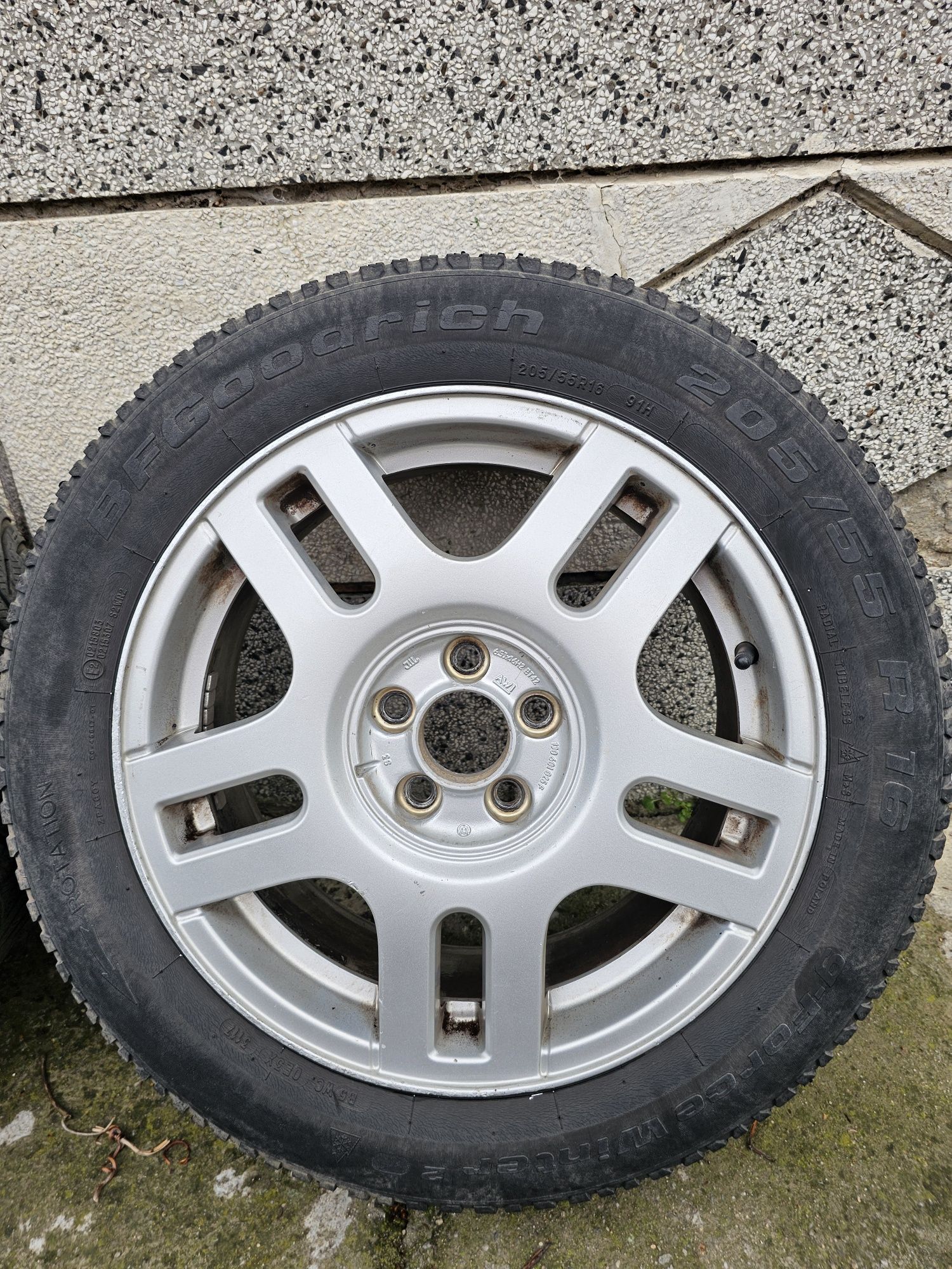 Оригинални джанти за VW 5×100 16