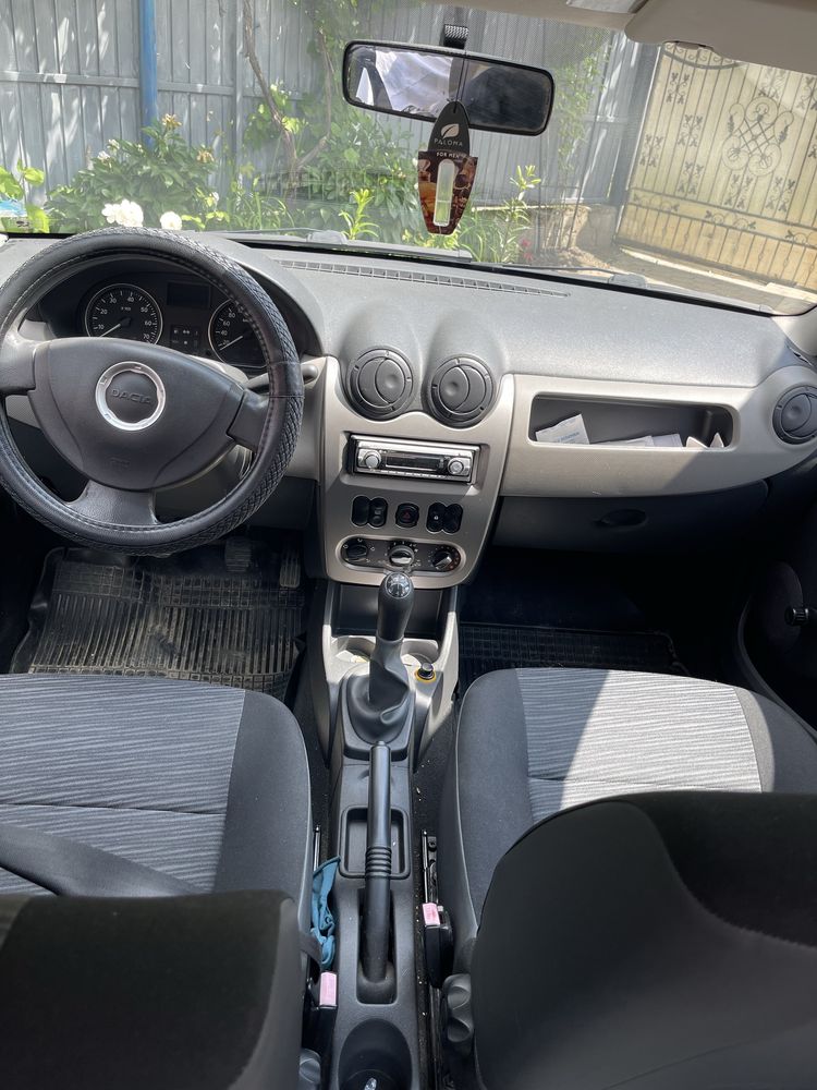 Dacia Logan 1.4 2010, 40000km reali