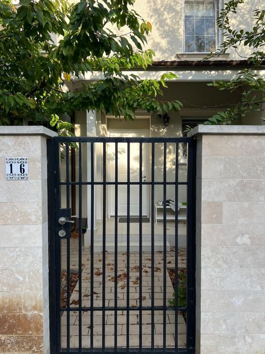 Casa tip duplex in cartier privat