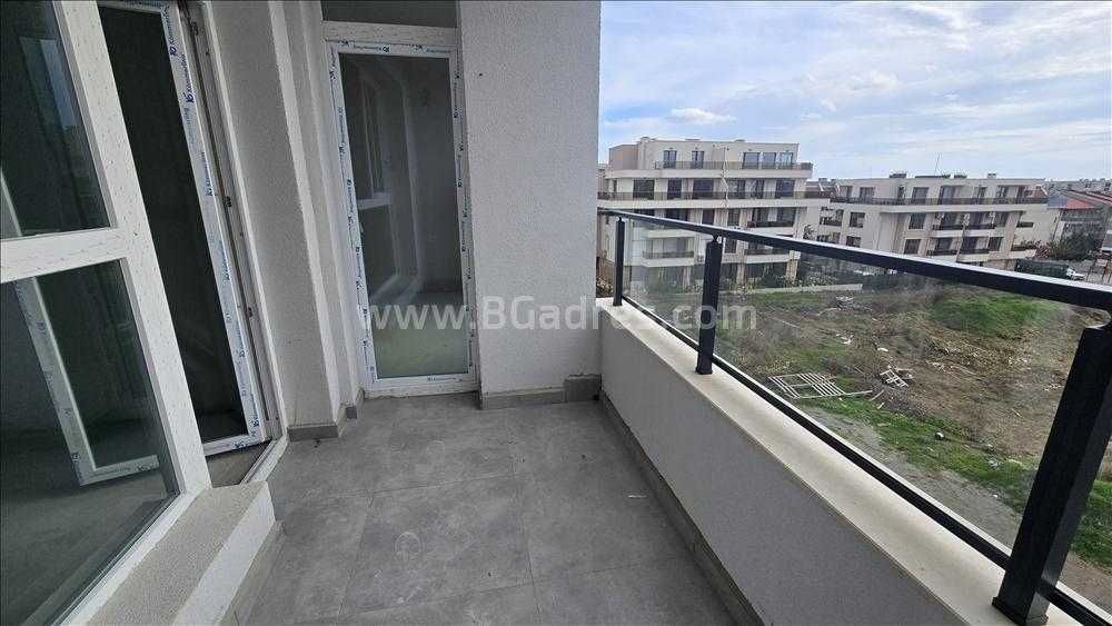 Апартамент с морска панорама гр. Бургас, Сарафово-без такса поддръжка