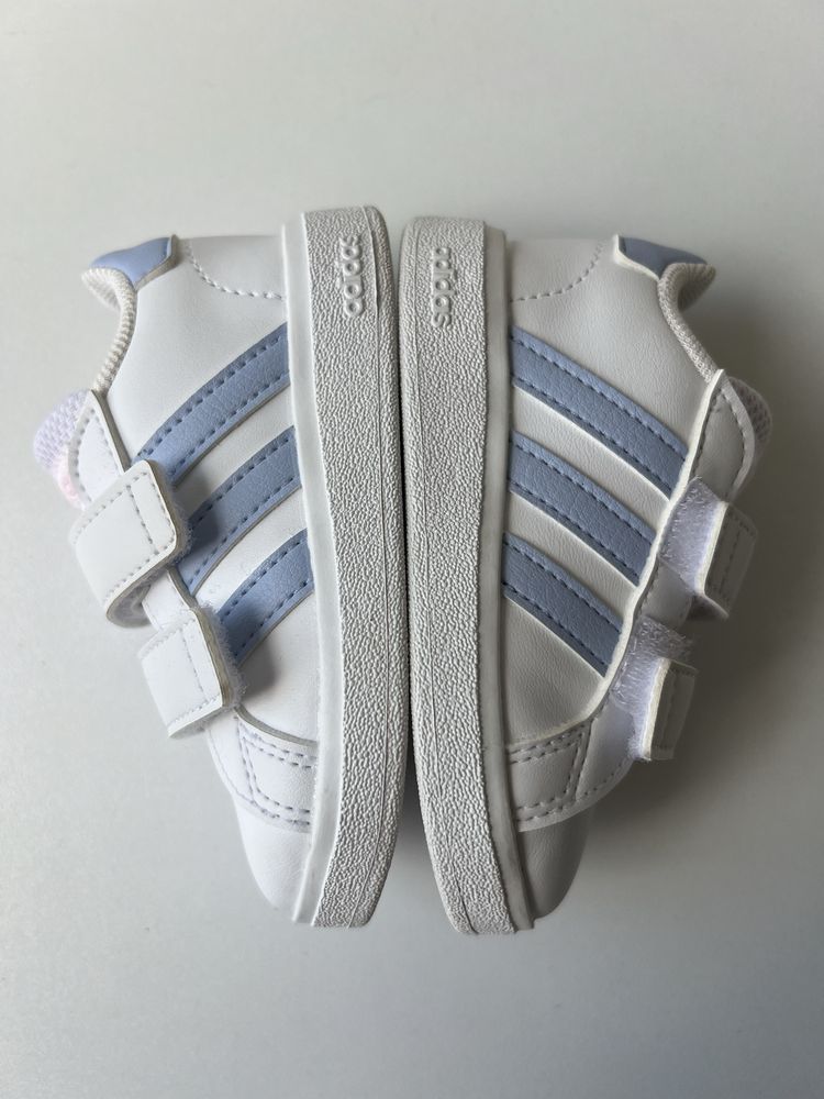 Детски обувки Adidas