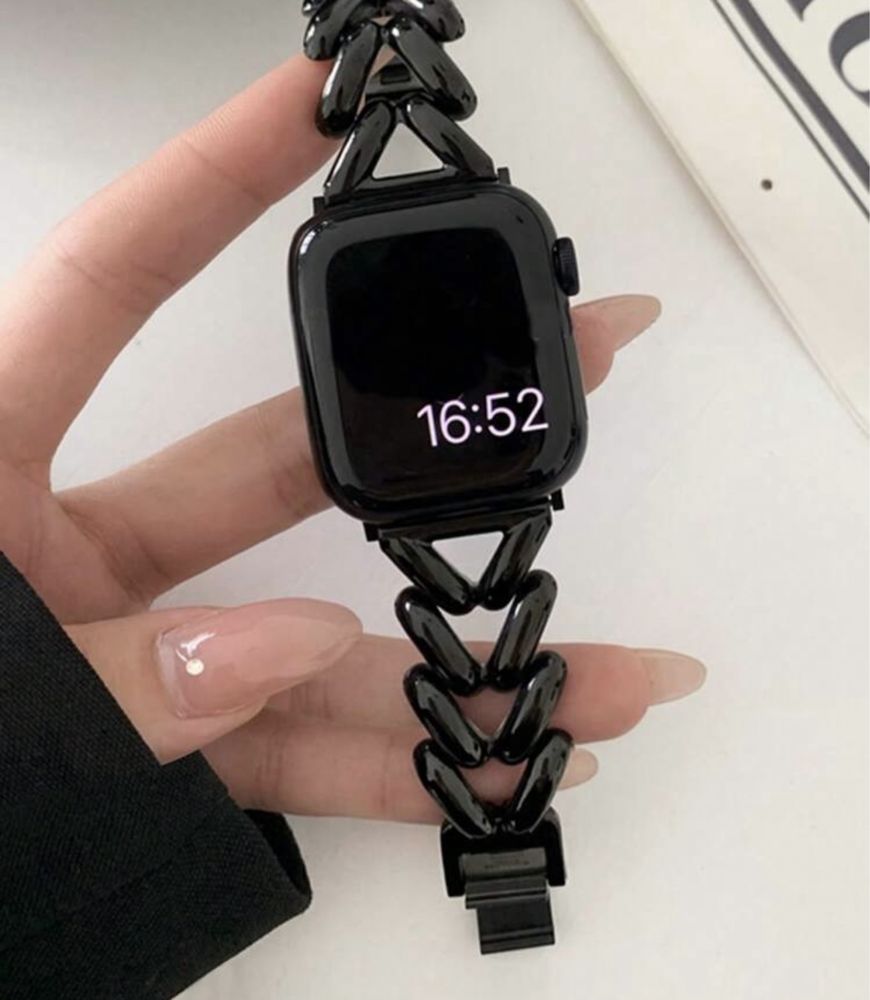 Каишки и протектори за Apple Watch
