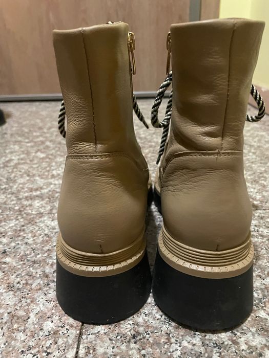 Боти от естествена кожа Simple 37 номер