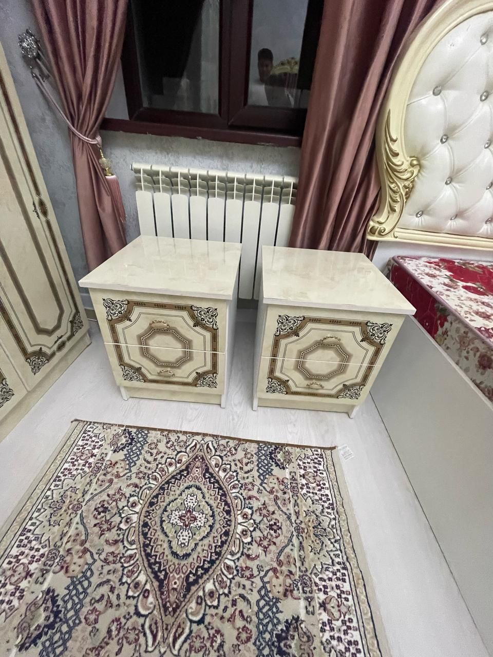 Спальный гарнитур