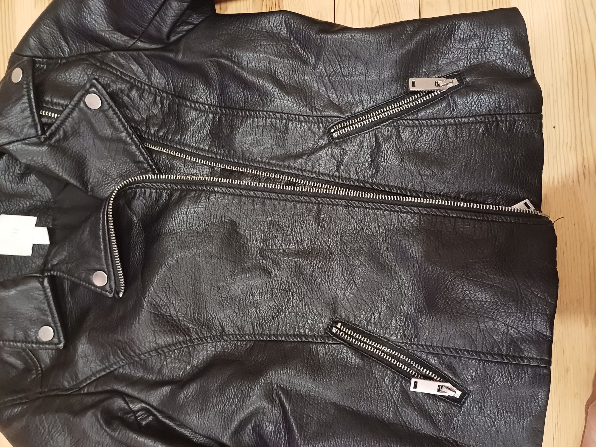 Кожено яке h&m размер XS