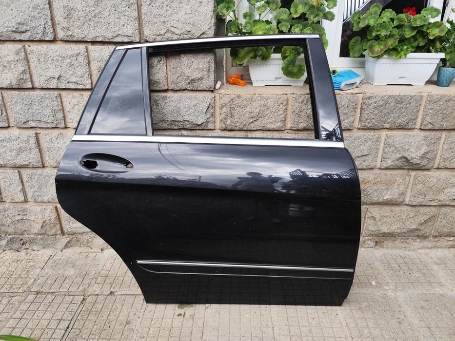 Задна дясна врата Mercedes R class W251