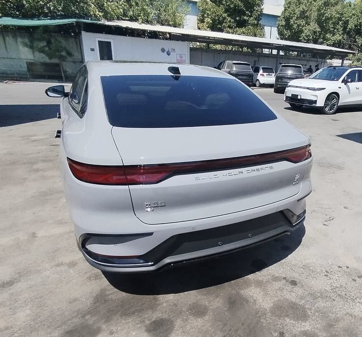 BYD HAN 701 smart 2025 Notariusga tayor