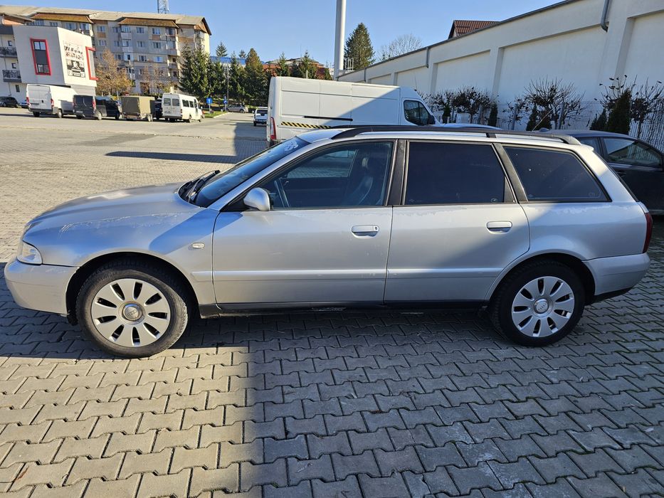 Vând Audi A4 B5 .