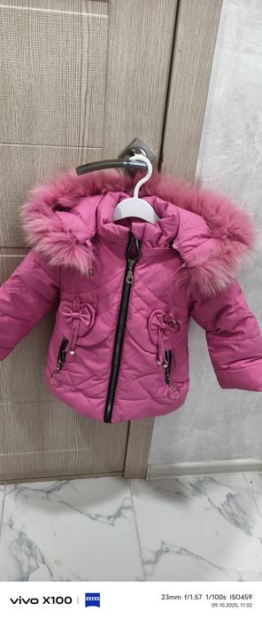 Зимняя куртка ,на рост 92см,в отличном состоянии