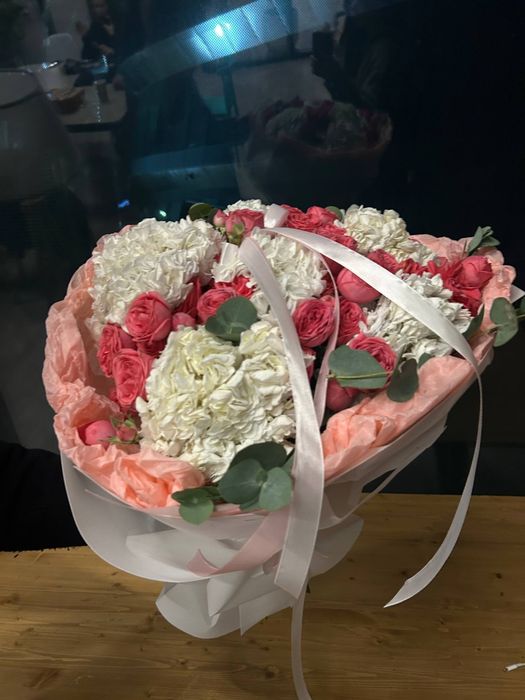 Продаю букет, 7к цена договорная