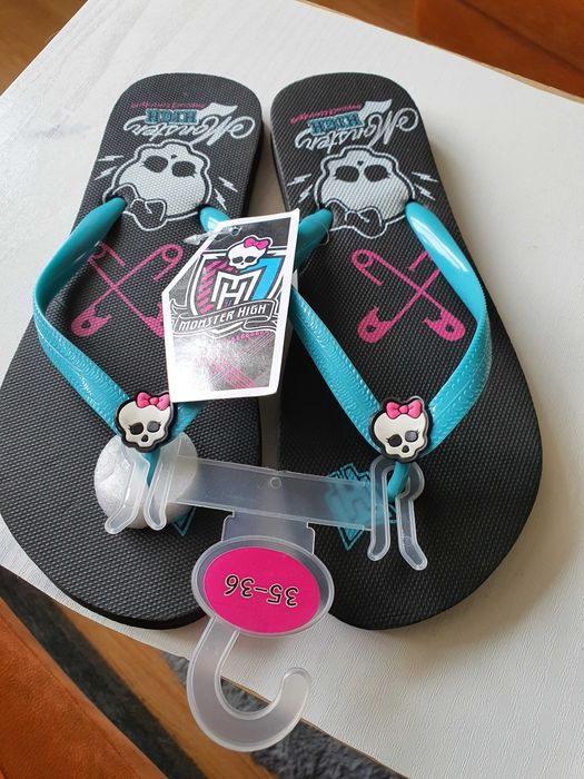 Slapi disney Monster High marimea 35-36