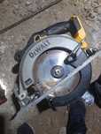 Devalt circula dcs391