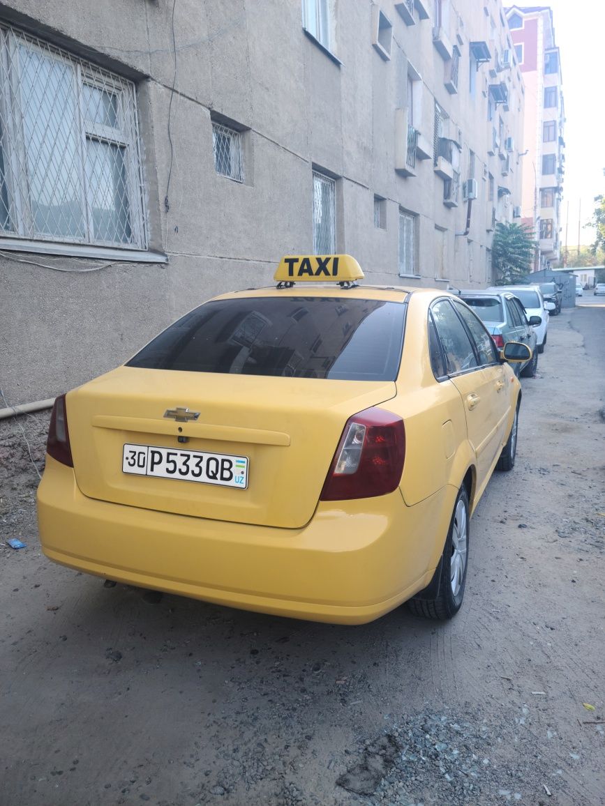 Lacetti optra taxi arenda