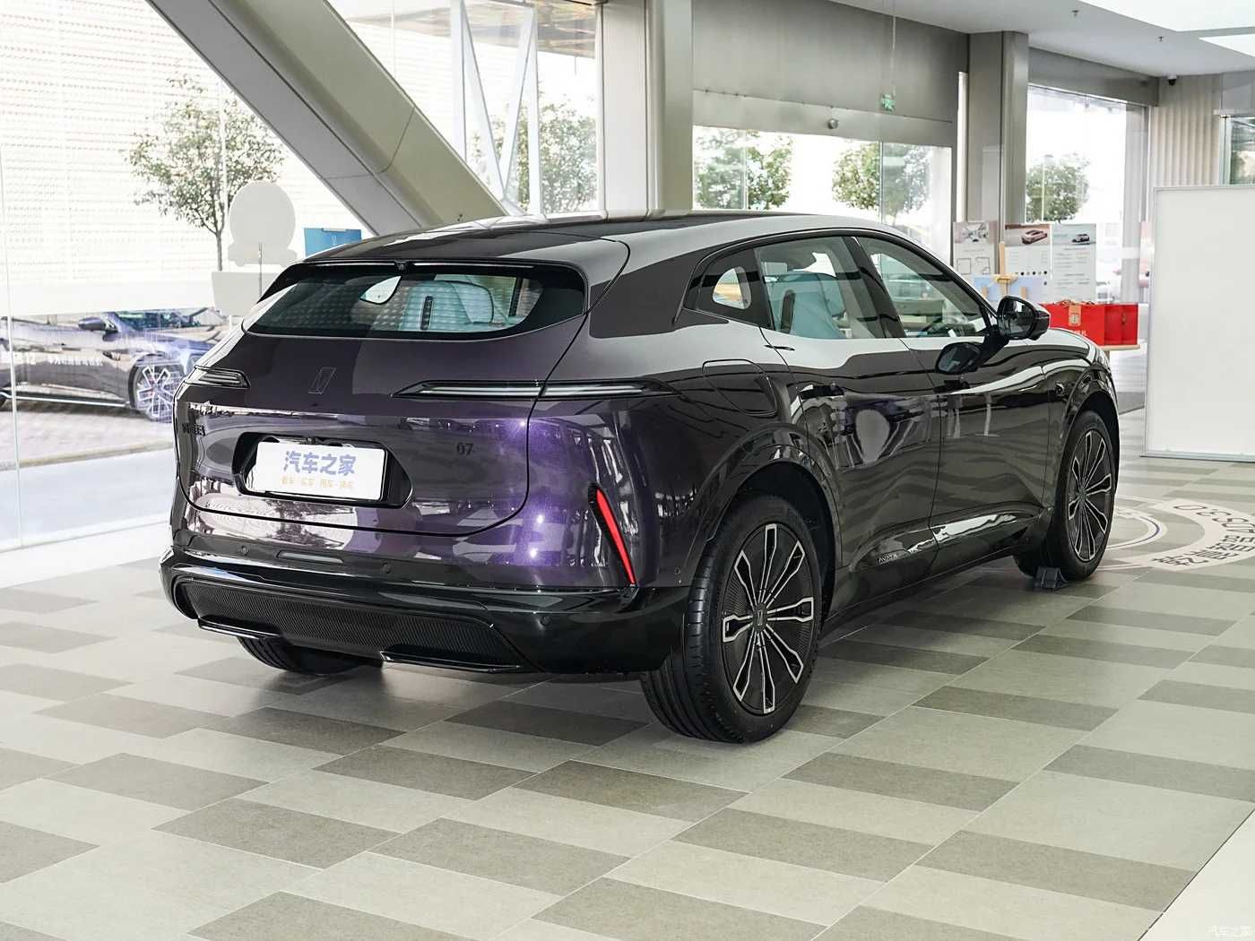 Changan Avatr 07 и 12 электромобиль и гибрид под заказ